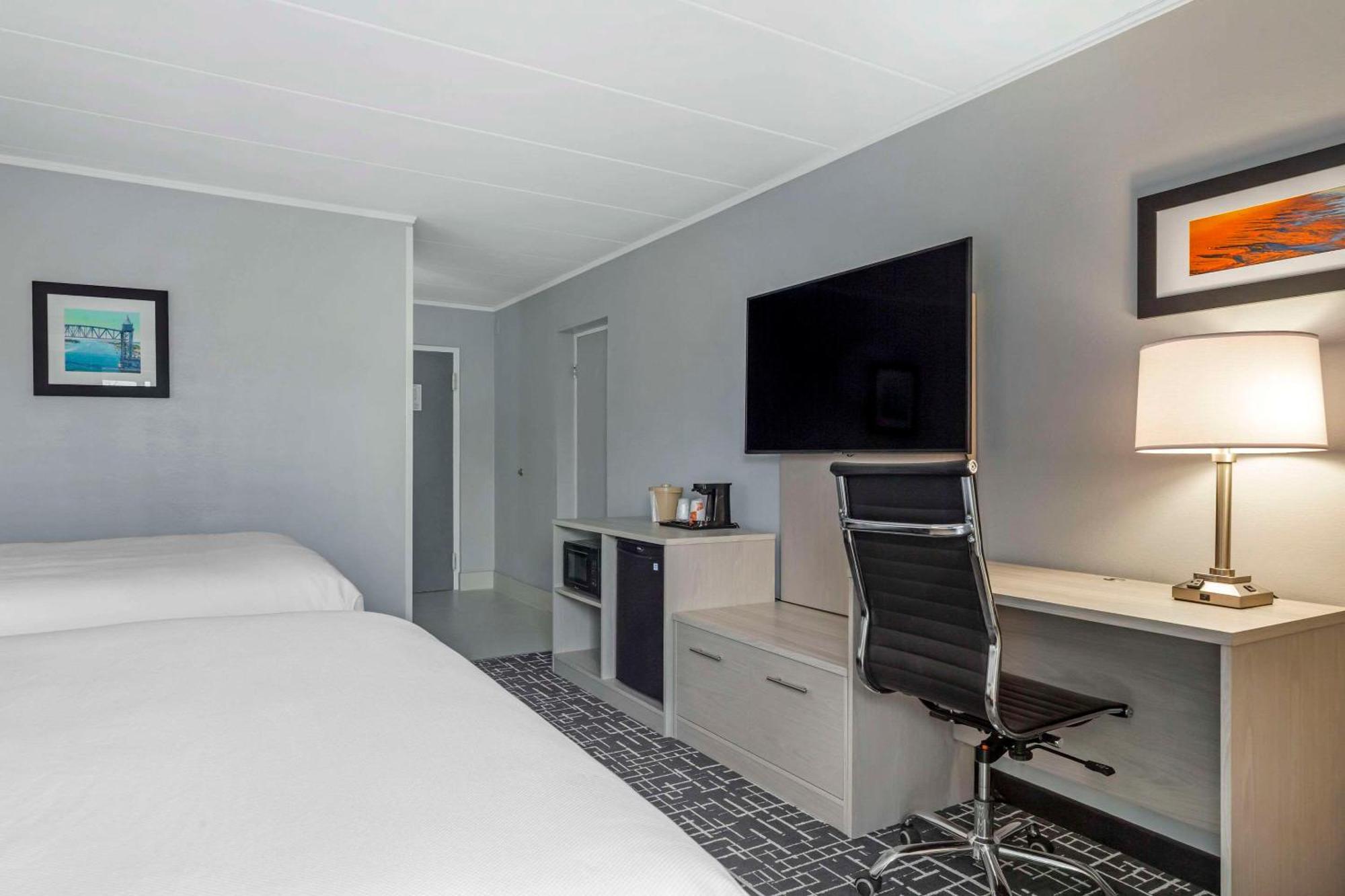 Comfort Inn Hyannis - Cape Cod Eksteriør billede