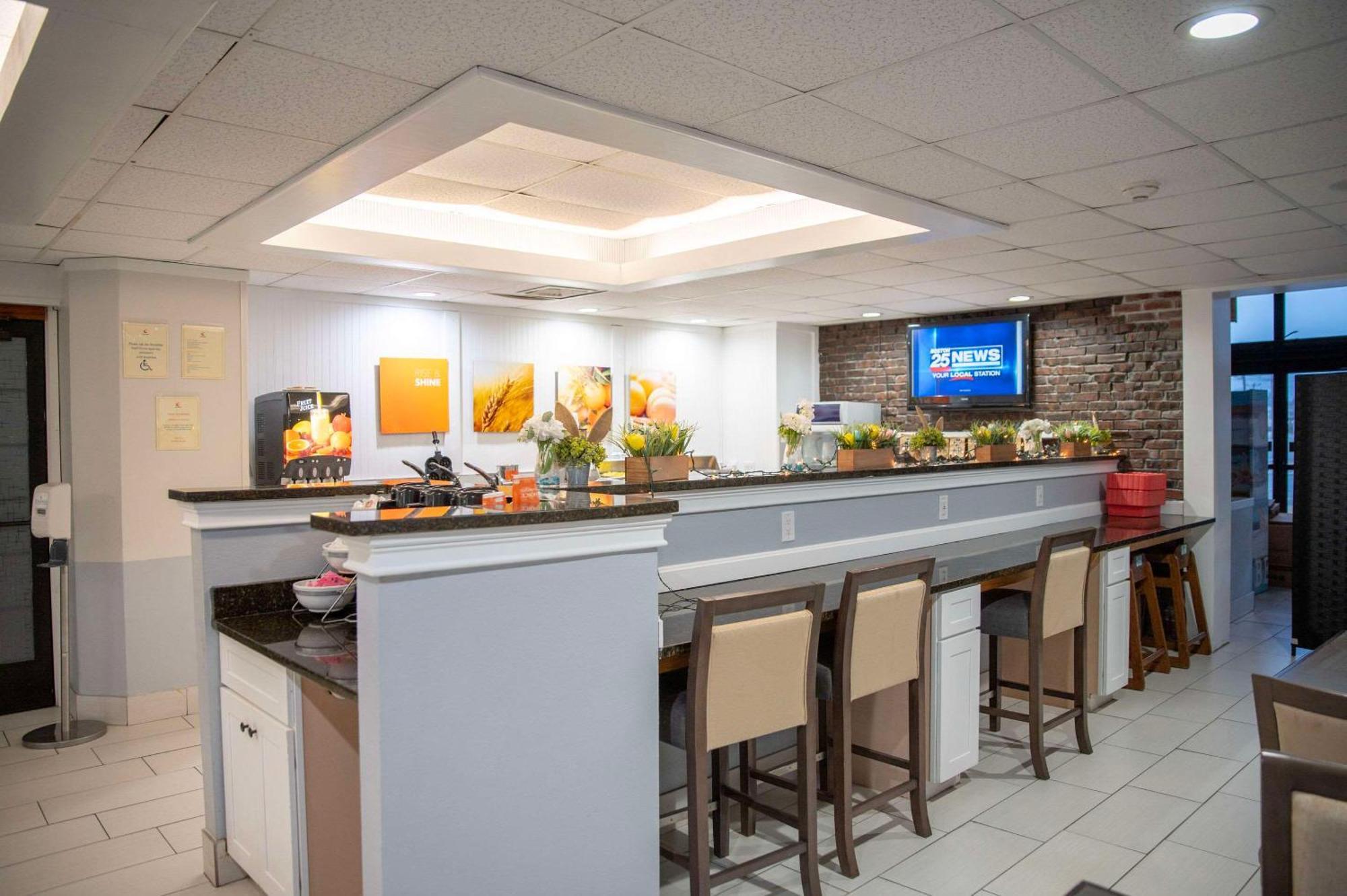 Comfort Inn Hyannis - Cape Cod Eksteriør billede