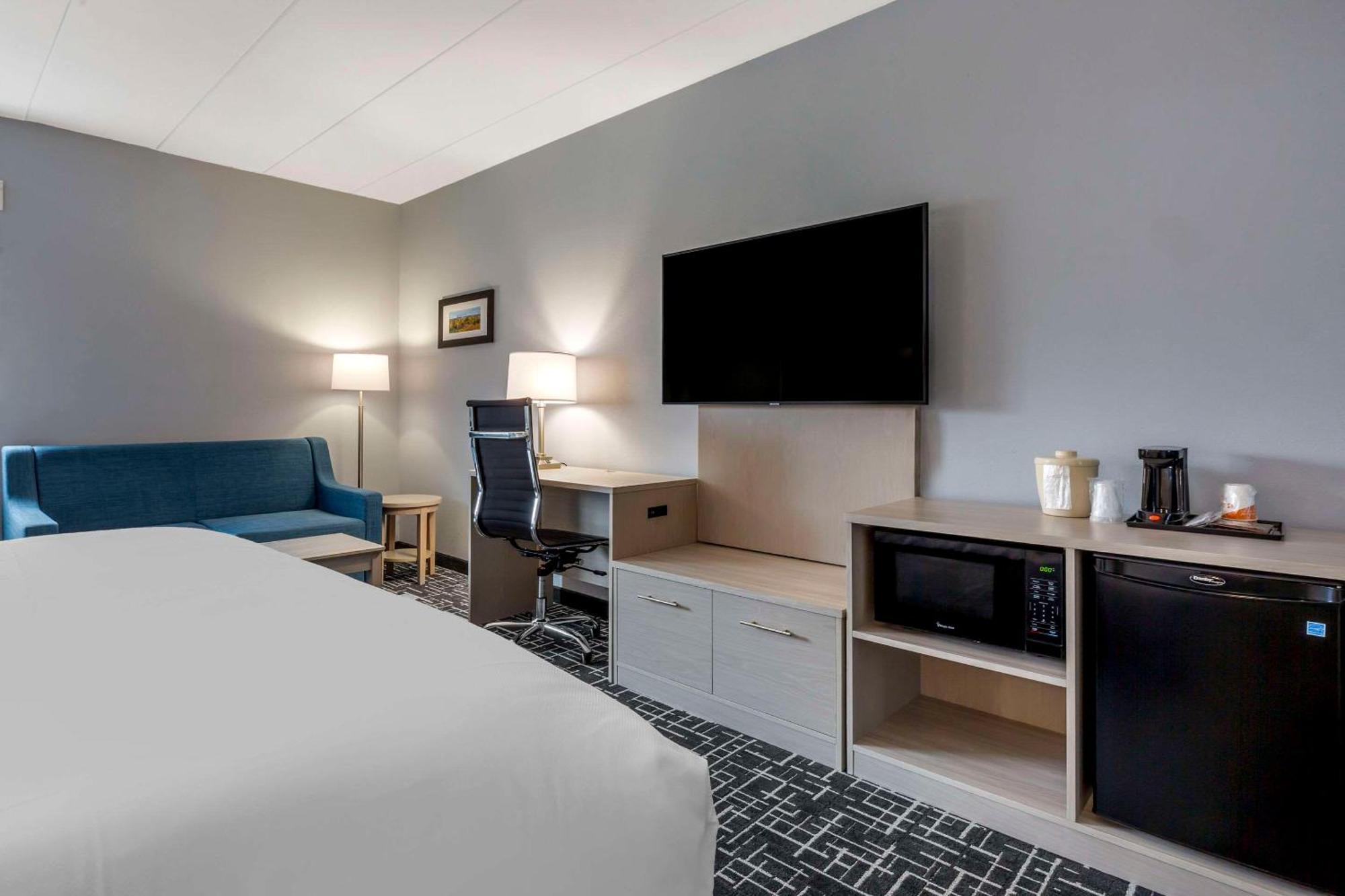 Comfort Inn Hyannis - Cape Cod Eksteriør billede