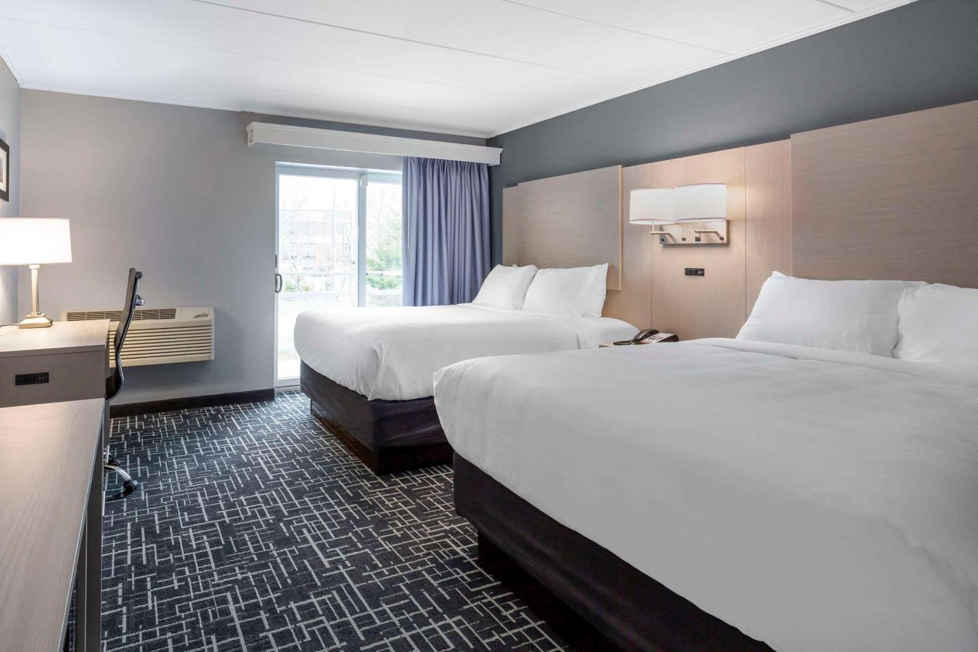 Comfort Inn Hyannis - Cape Cod Eksteriør billede